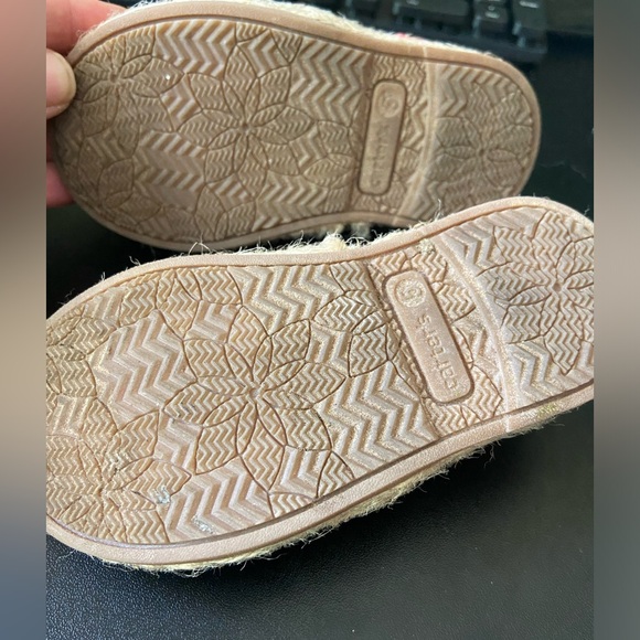 Carters slip on espadrille size 5 - Picture 4 of 6